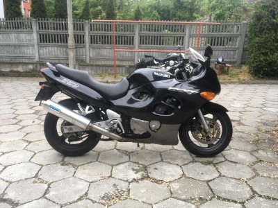 Piechun - Ja jak kupowałem moto na 1 sezon gsxf 750 to sprawdziłem czy tarcze jeszcze...