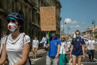 DoloremIpsum - Wczoraj odbył się w Warszawie również protest zawodów medycznych. Nies...