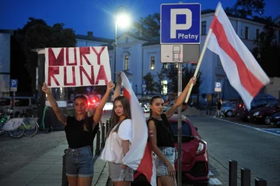 venividi - @zartos: Przecież protestują razem z bialorusinami na krakowskim przedmieś...