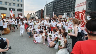 caymanowy - #bialorus Protest w Berlinie, zdjęcie z ok godziny 20.