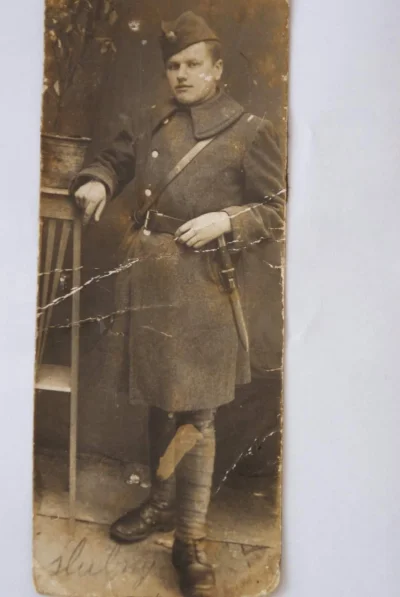 fizus8 - Mój pradziadek, żołnierz wojny 1920 (zdjęcie z tego okresu). Rozstrzelany pr...