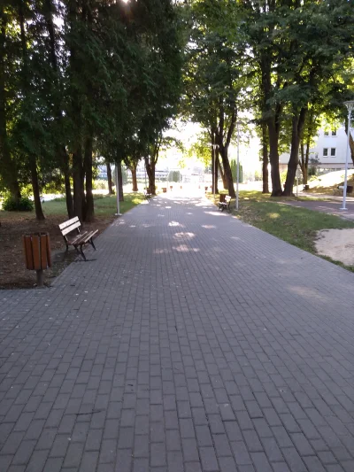 DziabDziab - #lublin co się odwala na AOS ? Żywej duszy nie ma a chcieliśmy piwko wyp...