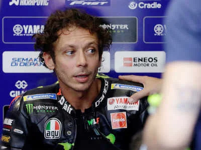 zeus - @BartoszBarSeba: Valentino Rossi