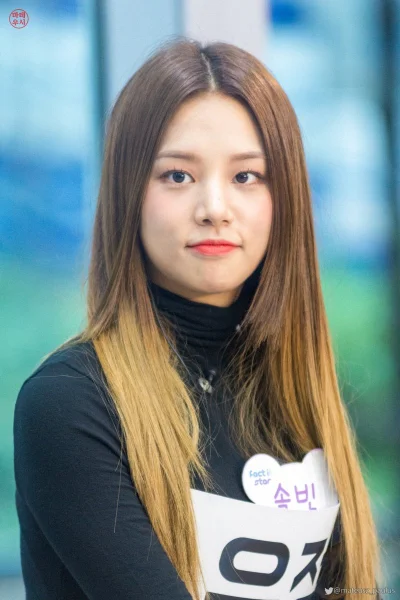 XKHYCCB2dX - #solbin #laboum 
#koreanka #kronografia