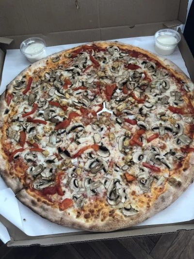 t.....8 - Prosze panstwa, oto pizza. #pizza #jedzenie
