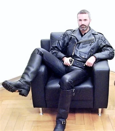 Lukardio - #ladnypan #mrleather #leathermen