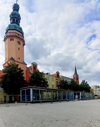 saakaszi - Rynek u mnie w mieście, najpierw został cały pokryty kostką, to teraz post...