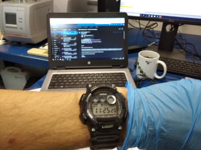 Dominik80 - @lubieherbate88: super zegarek. Czy to coś vintage, czy może recraft lub ...