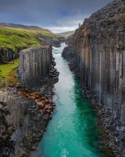 Artktur - Stuðlagil
fot. lurie Belegurschi

#fotografia #earthporn #exploworld #is...