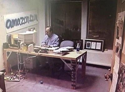 stanleyfinger - Jeff Bezos kiedy Amazon był jeszcze w powijakach. Krótki komunikat dl...