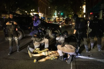 P.....S - #usa #portland
Jak mówi policja według zeznań świadka osoba zastrzelona za...