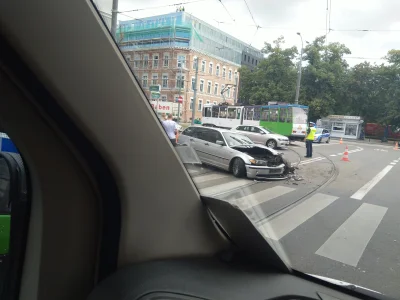 azgag - Jeśli czekacie na tramwaj, to odpuście, bo na 3-go maja wszystko stoi
#szczec...