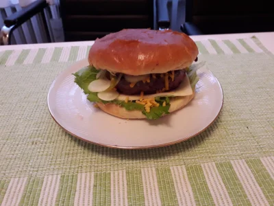 umit777 - Pierwszy samodzielny burger do oceny i konstruktywnego krytykowania (｡◕‿‿◕｡...