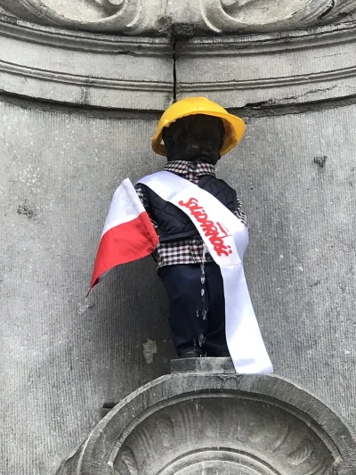 R187 - W Brukseli przedwczoraj dokonano obrzydliwej profanacji słynnego pomnika, doma...