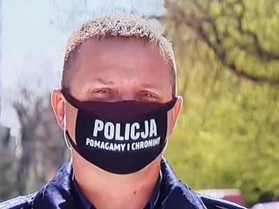 Krasparov - @PanCylinder: XDD ♫ ♪ "Pan policjant porządku pilnuje..." ♪ ♫