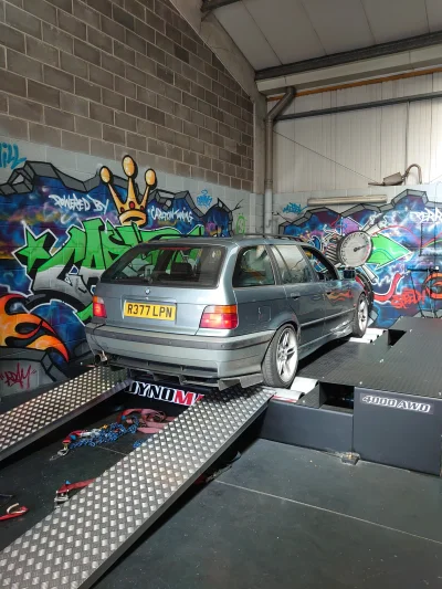 sorek - To jadymy :D

#bmw #pokazauto #tuning #e36