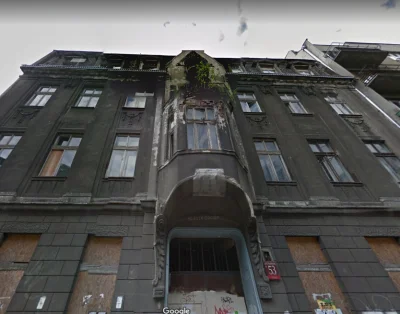 SurowyOjciec - Remont kamienicy przy Sienkiewicza 53

#architektura #lodzkiekamieni...