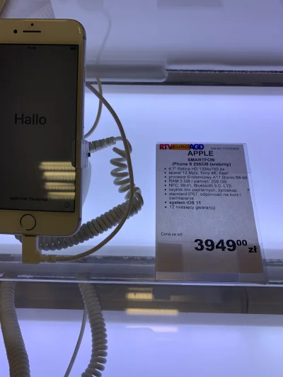 Herato - Czy w sklepie nie poszaleli przypadkiem z ta cena #iphone 8? ( ͡° ͜ʖ ͡°) 
#a...