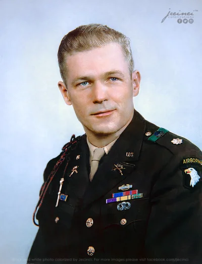 wojna - Richard Davis Winters znany jako „Dick Winters” – amerykański oficer, trzeci ...