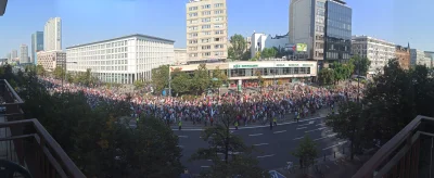Bieski_one - #Warszawa #koronawirus #szczepionki #5g #smieszneobrazki

Ah te protesty...