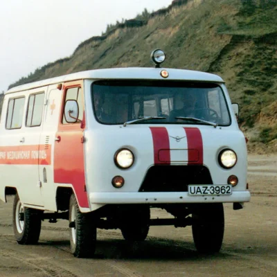 Bajo-Jajo - @Ikarus_260: UAZ 452 produkowany do dziś