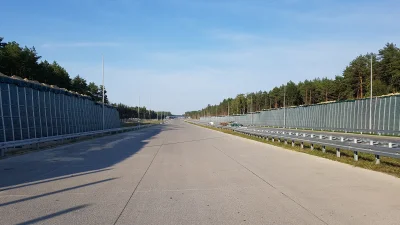 M.....n - Pojechałem w drugą stronę, od wału miedzeszyńskiego do izbickiej xD