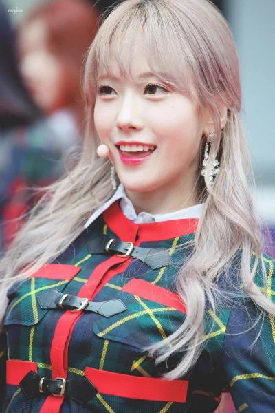 XKHYCCB2dX - #luda #wjsn 
#koreanka #codziennaluda