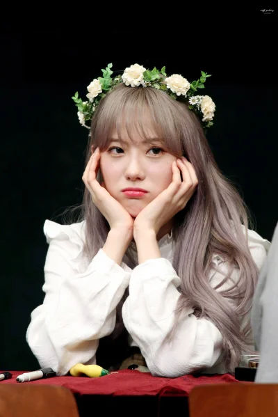 XKHYCCB2dX - #luda #wjsn
#koreanka #codziennaluda