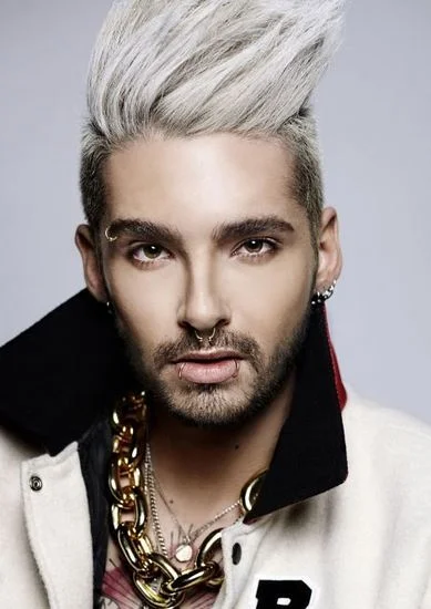 m.....e - @fazjoszi: Mi przypomina Billa z Tokio Hotel xD