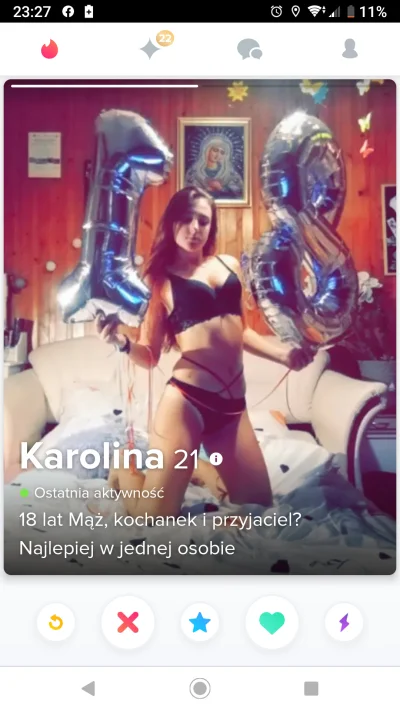 rolnik_wykopowy - Co one mają we łbach? xD

#tinder #badoo