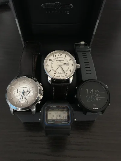 el_rupert - #pokazzegarek #zegarki 

Kolekcja się powiększa (｡◕‿‿◕｡)