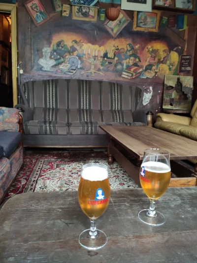 polik95 - No jest klimacik 
#piwo #pijzwykopem #belgia