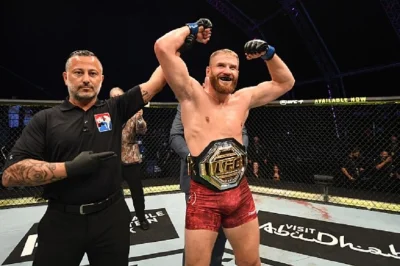 Bobokkk - #ufc Ten Pan ma spędzić niedzielę w gorących! #mma #sport