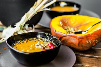 bugg - Zapraszam na jesienną zupę ( ͡º ͜ʖ͡º)
#mojezdjecie #jesien #gotujzwykopem