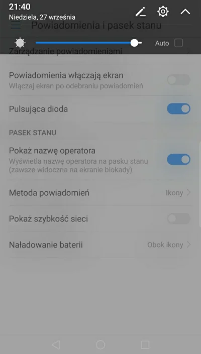 Viarus_ - Dziewczyna ma problem z telefonem - Huawei P10. Po zsunięciu paska stanu zn...