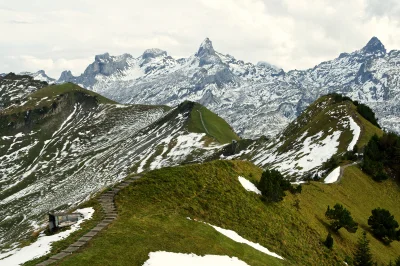Kolodziej - Szlak na Fronalpstock nad alpejską wioską Stoos w Szwajcarii #tworczoscwl...