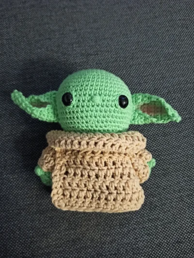 dzoli - #dzolizrobila #diy #szydelkowanie #handmade #babyyoda (｡◕‿‿◕｡)