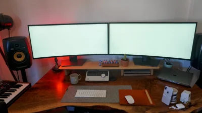 guria - Lepiej kupić dwa duże wklęsłe monitory 2x34' czy jeden wklęsły 34' i dwa 2x24...