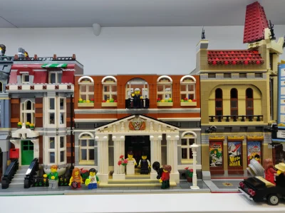 michael_13 - Powrót do 2012 i modular #lego 10224 Town Hall. 2/3 skończone :) podoba ...