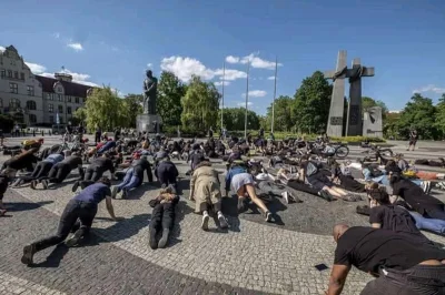 przekret512 - @naprawiaczswiadomosci: mnie tam interesuje, bo w kraju moich przodkow ...