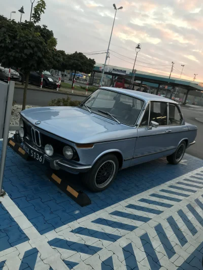 MateyJDM - BMW 2002Ti

#lodz #naczarnych #czarneblachy bmw

W komentarzu tył