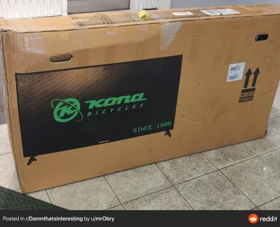 aidzpanwuj - Firma rowerowa Kona drukuje na kartonach telewizory, żeby kurierzy obcho...