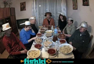 Rasteris - Wigilia Pastafarian w Rosji

#heheszki #rosja #humorobrazkowy #pastafari...