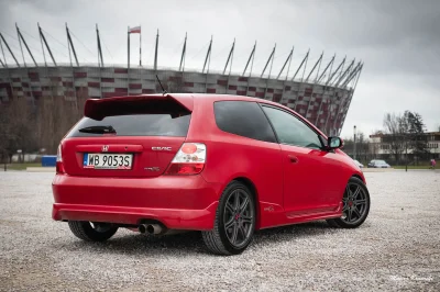 QBA__ - @benzdealer: Hąda Civic Type R EP3. Premiera 2001,lift 2004 nadal dobrze wygl...