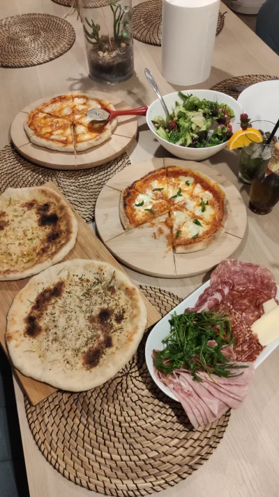 ogoneq - Piecyk Optima Electra Pizza Express Napoli domyślnie ma 450'C i też daje rad...