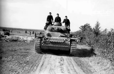 royal_flush - PzKpfw III Ausf. J wraz z załogą z Panzer-Regiment 31 podczas działań n...