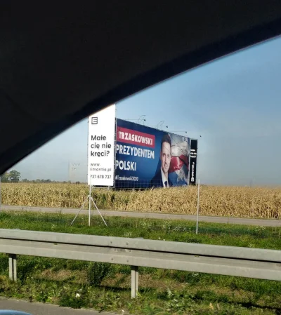 Polasz - Wiecie że plakat jeszcze wisi. Trzask ciągle walczy. Foto z dziś. 
#wyborypr...