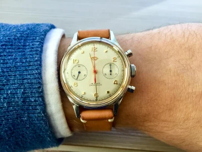 Chochla - #zegarki 

Interesuje mnie zegarek w takim stylu koperty, maksymalnie 42m...