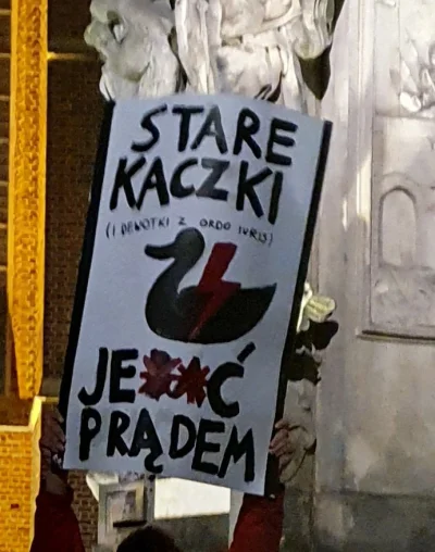 ManWithOutNick - ( ͡° ͜ʖ ͡°)
#wroclaw #protest