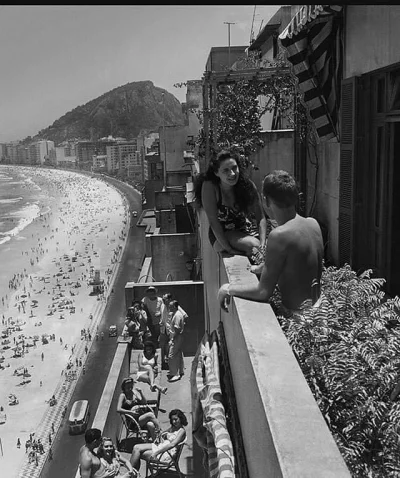 brusilow12 - Copacabana w Rio de Janeiro, lata 50 XX wieku


#fotohistoria #ciekaw...